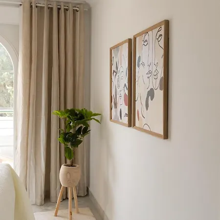 High-end 2 Bedroom Sea View In Puerto Banus Lägenhet