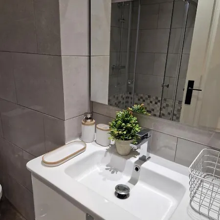 High-end 2 Bedroom Sea View In Puerto Banus Lägenhet Marbella